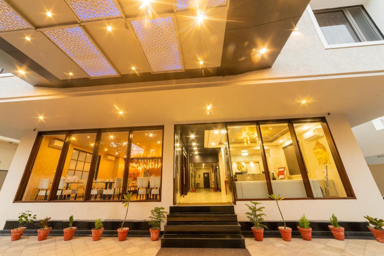 Hotel Siddhartha Inn Udaipur Ngoại thất bức ảnh